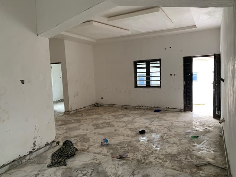 2 Bedroom (Flat 1)