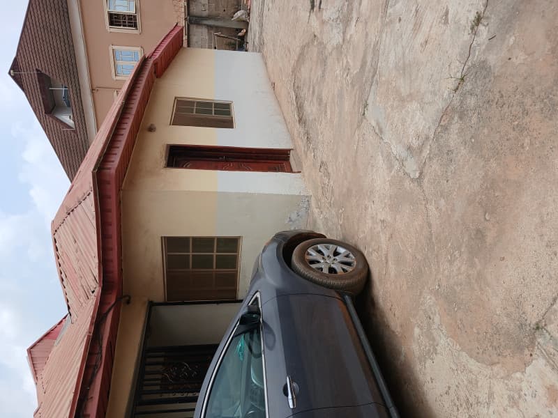 Flat 2 Teen 3-Bedroom flat