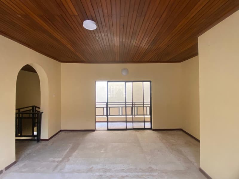 5 bedroom semi detached house